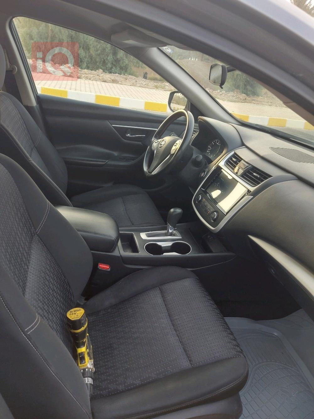 نيسان ألتيما